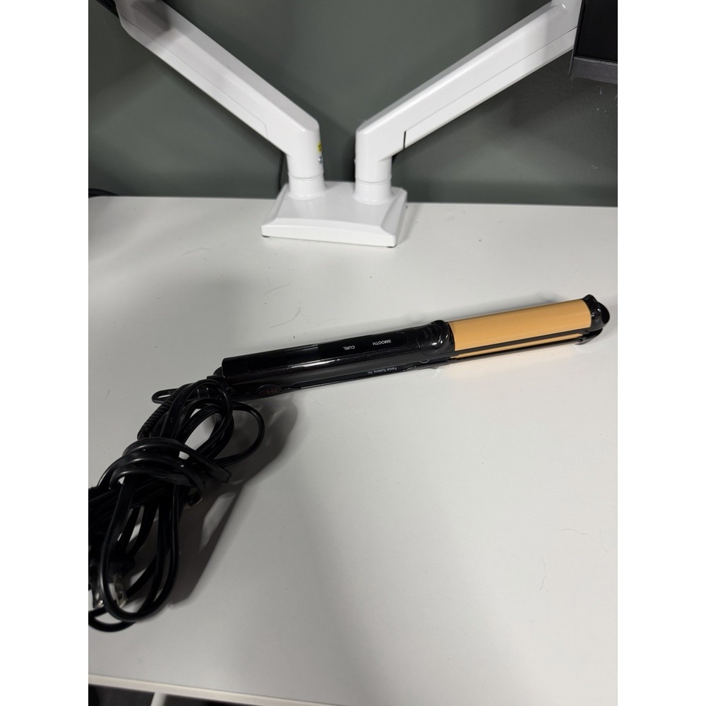 CHI Gold and Black Hair Straightener Flat Iron - Professional Styling